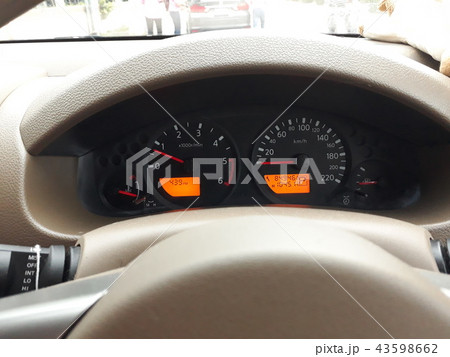 Dashboard Tell the speed of the car, heat level, f Dashboard Tell the speed of the car, heat level, f 43598662