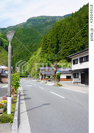山に囲まれた美しい町（高知県梼原町） 43604918