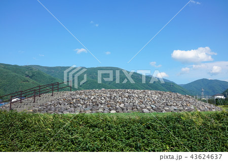 針塚古墳　松本市里山辺 43624637