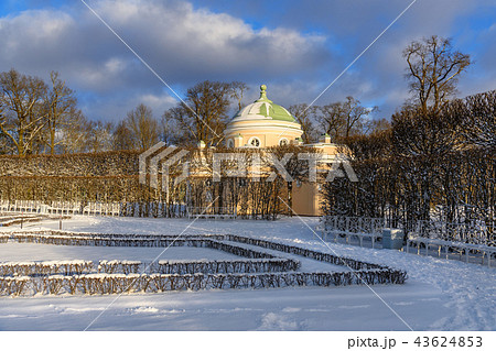 Catherine park and Lower Bathhouse in winter Catherine park and Lower Bathhouse in winter 43624853