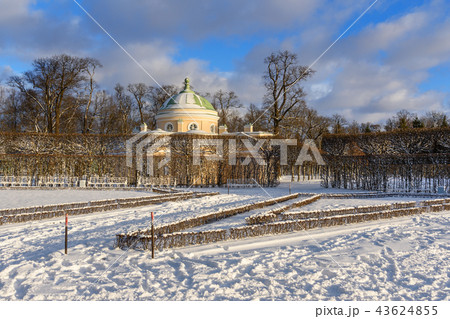 Catherine park and Lower Bathhouse in winter Catherine park and Lower Bathhouse in winter 43624855