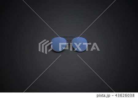 top view sunglasses on background top view sunglasses on background 43626038