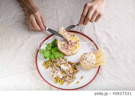 Healthy and tasty breakfast. Healthy and tasty breakfast. 43627331
