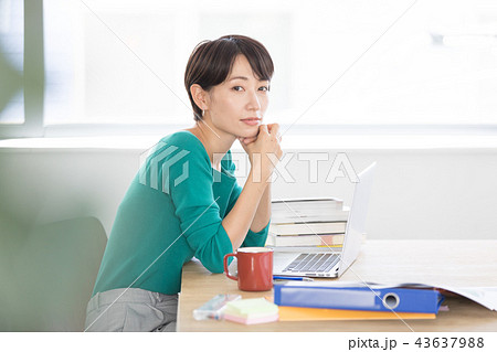 ビジネスイメージ 43637988