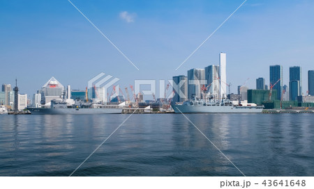 アルビオン級揚陸艦 晴海寄港 43641648
