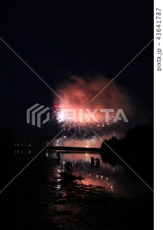 Festive fireworks over the lake Festive fireworks over the lake 43641787