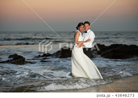 Beautiful wedding couple Beautiful wedding couple 43646273