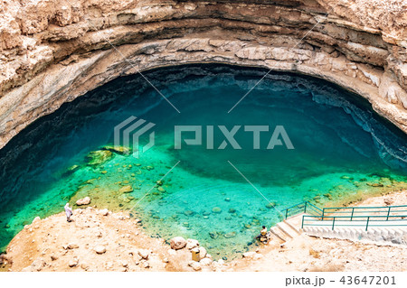 ビマ・シンクホール(オマーン) ビマ・シンクホール(オマーン) 43647201