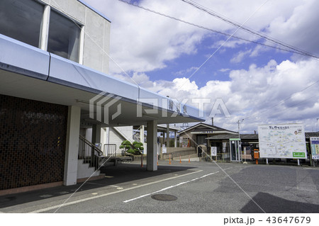 JR神辺駅と井原鉄道神辺駅 JR神辺駅と井原鉄道神辺駅 43647679