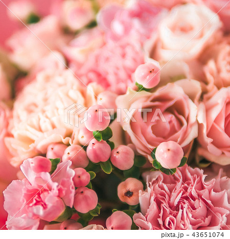 Close up pink bouquet, copy space Close up pink bouquet, copy space 43651074