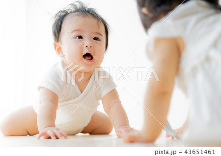 赤ちゃん 43651461