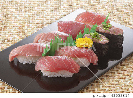 マグロずくしの寿司 マグロずくしの寿司 43652314