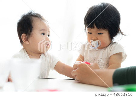 赤ちゃん 43653316