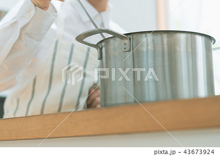 Housework Housework 43673924