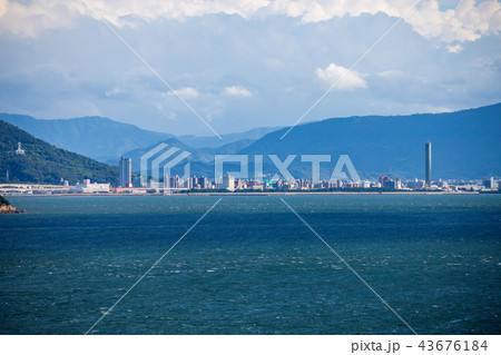 瀬戸内の風景(宇多津町の遠景) 香川県宇多津町 瀬戸内の風景(宇多津町の遠景) 香川県宇多津町 43676184