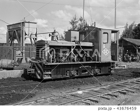 南大東島のさとうきび運搬鉄道 43676459