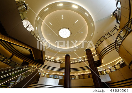 東京ミッドタウン日比谷（１階アトリウム天井） 43680505