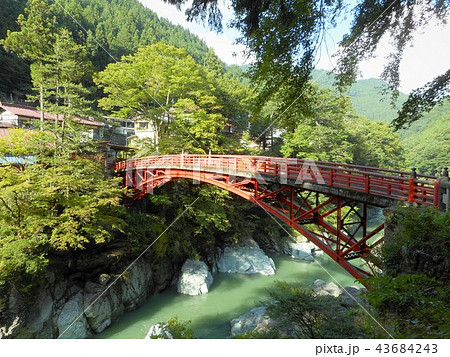 三峯神社　表参道　登龍橋 43684243