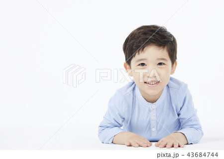 男 男性 男の子 43684744