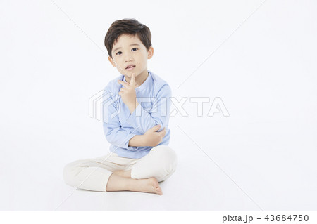 男 男性 男の子 43684750