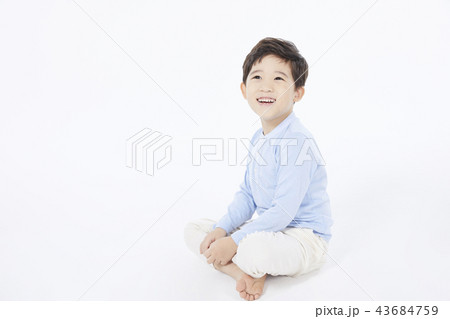 男 男性 男の子 43684759