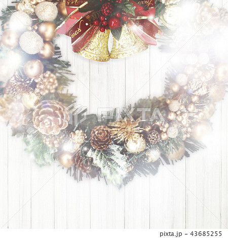 背景-クリスマス-ゴールド-キラキラ-リース-ベル 背景-クリスマス-ゴールド-キラキラ-リース-ベル 43685255