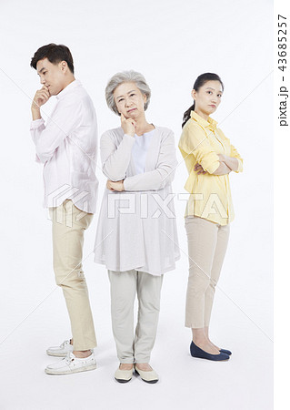 家族 ファミリー 高齢者 43685257
