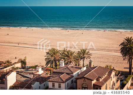 Sand beach of Santa Monica 43685540
