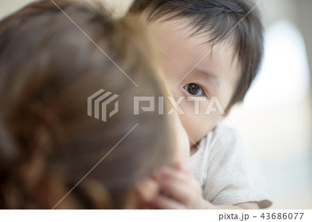 1人 一人 赤ちゃん 43686077