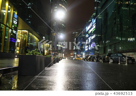 Business center with high skyscrapers Business center with high skyscrapers 43692513