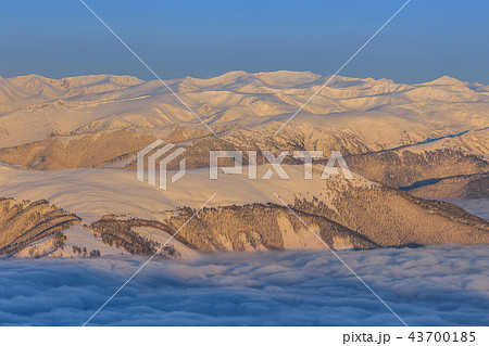 mountain landscape in winter 43700185