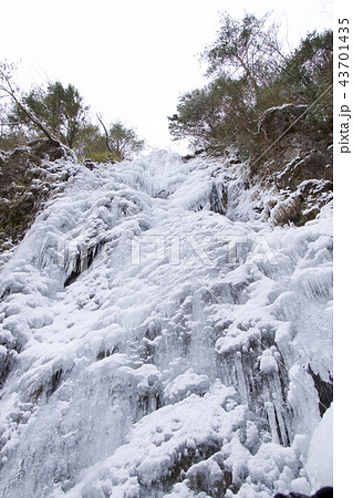 笠形山の扁妙の滝の氷瀑（兵庫県） 43701435