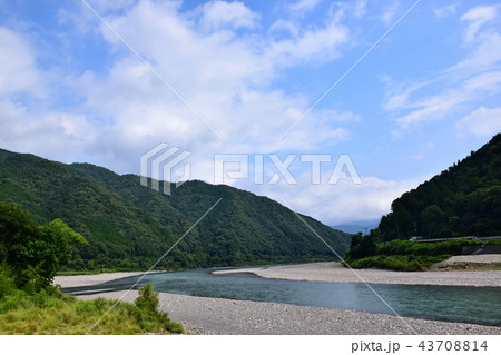 熊野川 （ 新宮川 ）　北山川との合流域 （ 和歌山県 新宮市 熊野川町 ） 43708814