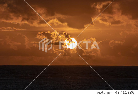 Wonderful sunset in french polynesia 43711836