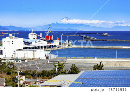 富士山遠望、静岡県御前崎市御前崎港にて 43711931