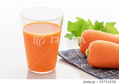 にんじんジュース 43714256