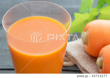 にんじんジュース 43714277