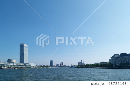 リバーサイドの高層ビルとマンション 新潟市 43725143