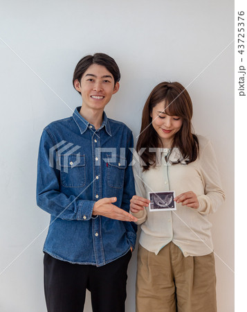 夫婦 妊娠 エコー写真 夫婦 妊娠 エコー写真 43725376