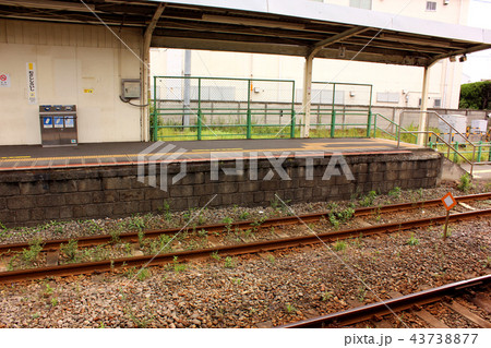 鶴見線武蔵白石駅のプラットホーム(3) 鶴見線武蔵白石駅のプラットホーム(3) 43738877