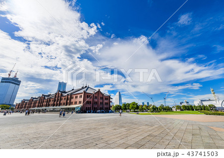 横浜 赤レンガパークの風景 43741503