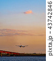 夕暮れの着陸２ 43742846