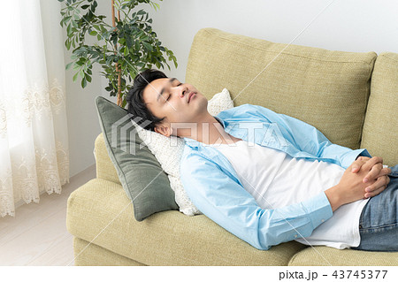 男性 ライフスタイルイメージ 男性 ライフスタイルイメージ 43745377