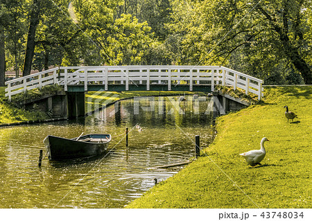 bridge and boat city of Kampen netherlands holland 43748034