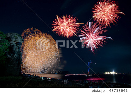 三重県 熊野大花火大会 獅子岩 比較明合成 三重県 熊野大花火大会 獅子岩 比較明合成 43753641