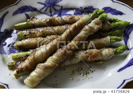 アスパラ豚肉巻き アスパラ豚肉巻き 43756826