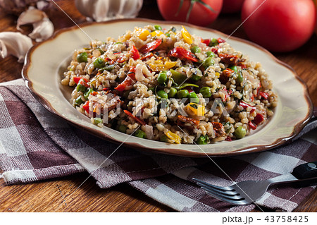 Bulgur salad with vegetables Bulgur salad with vegetables 43758425