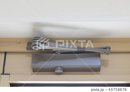 ドアクローザー 43758676