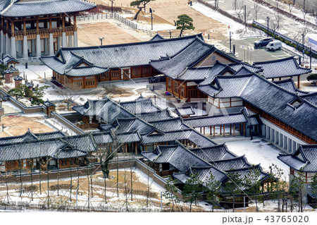 瓦屋 韓屋 ビル 43765020