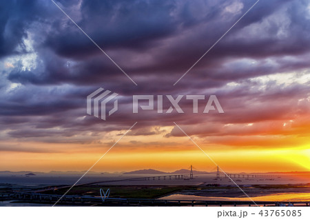 瓦屋 韓屋 ビル 43765085